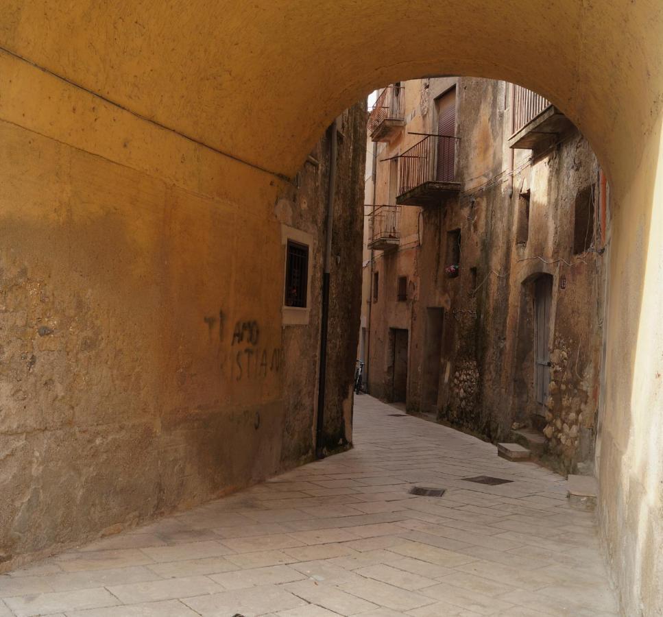 Sant'agata * SantʼAgata deʼ Goti